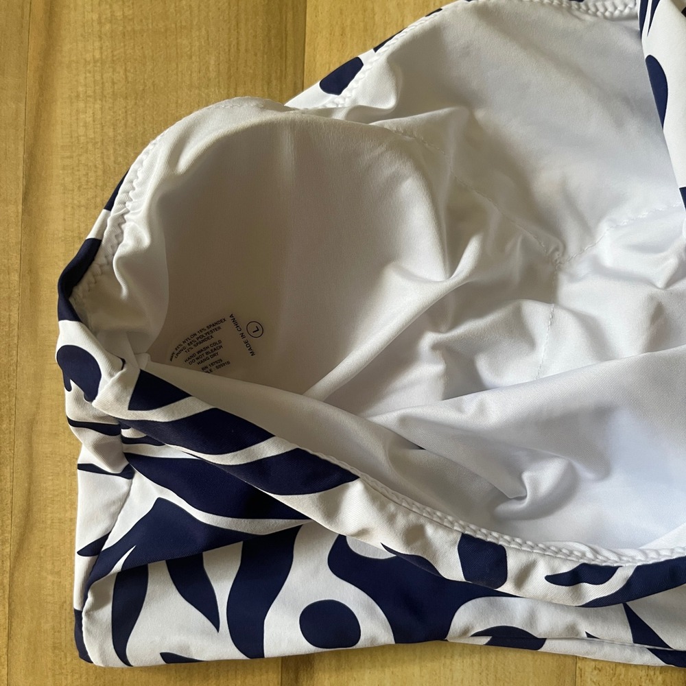 Baltic Born Bali One Shoulder Bikini Top Women's Large White Navy Blue Tropical - Picture 7 of 9